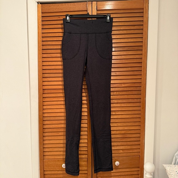 lululemon athletica Pants - Lululemon Grey and Black Heathered Skinny Will Pants Sz 6